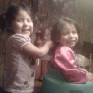 Meet your Posher, Estella